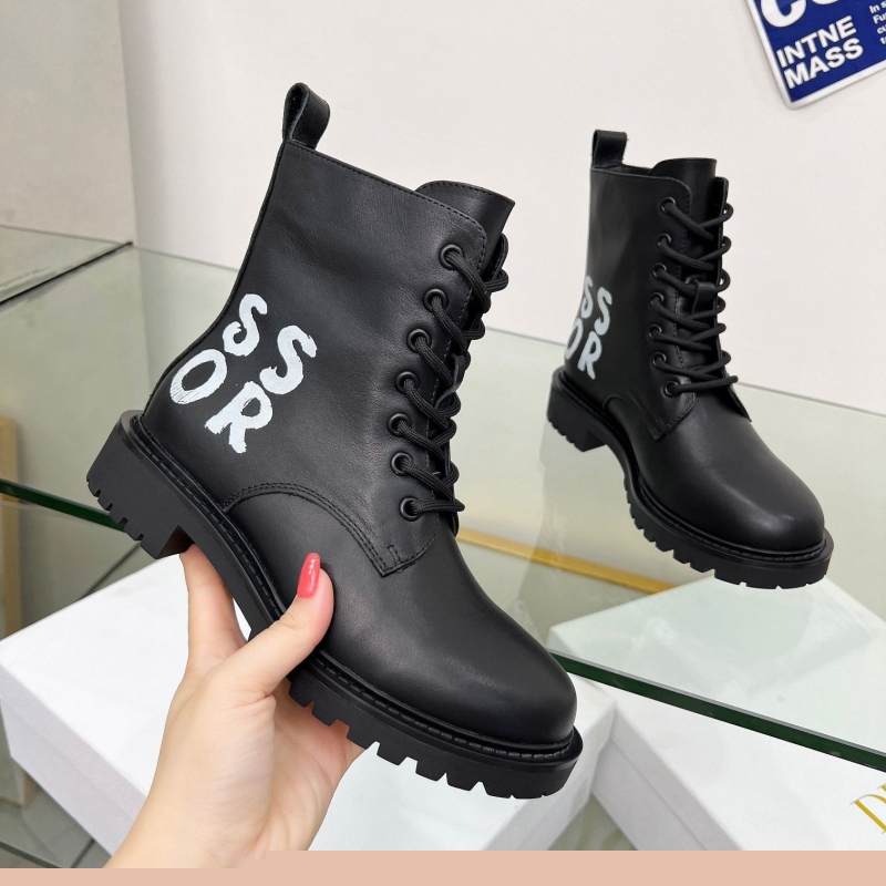 ch**an D*or boots